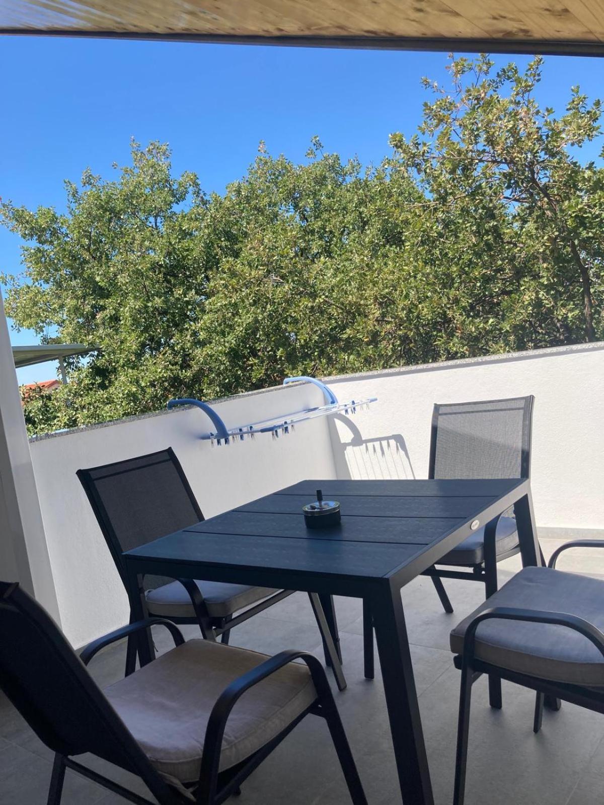 ביוגראד נה מורו Apartment Mrkic מראה חיצוני תמונה
