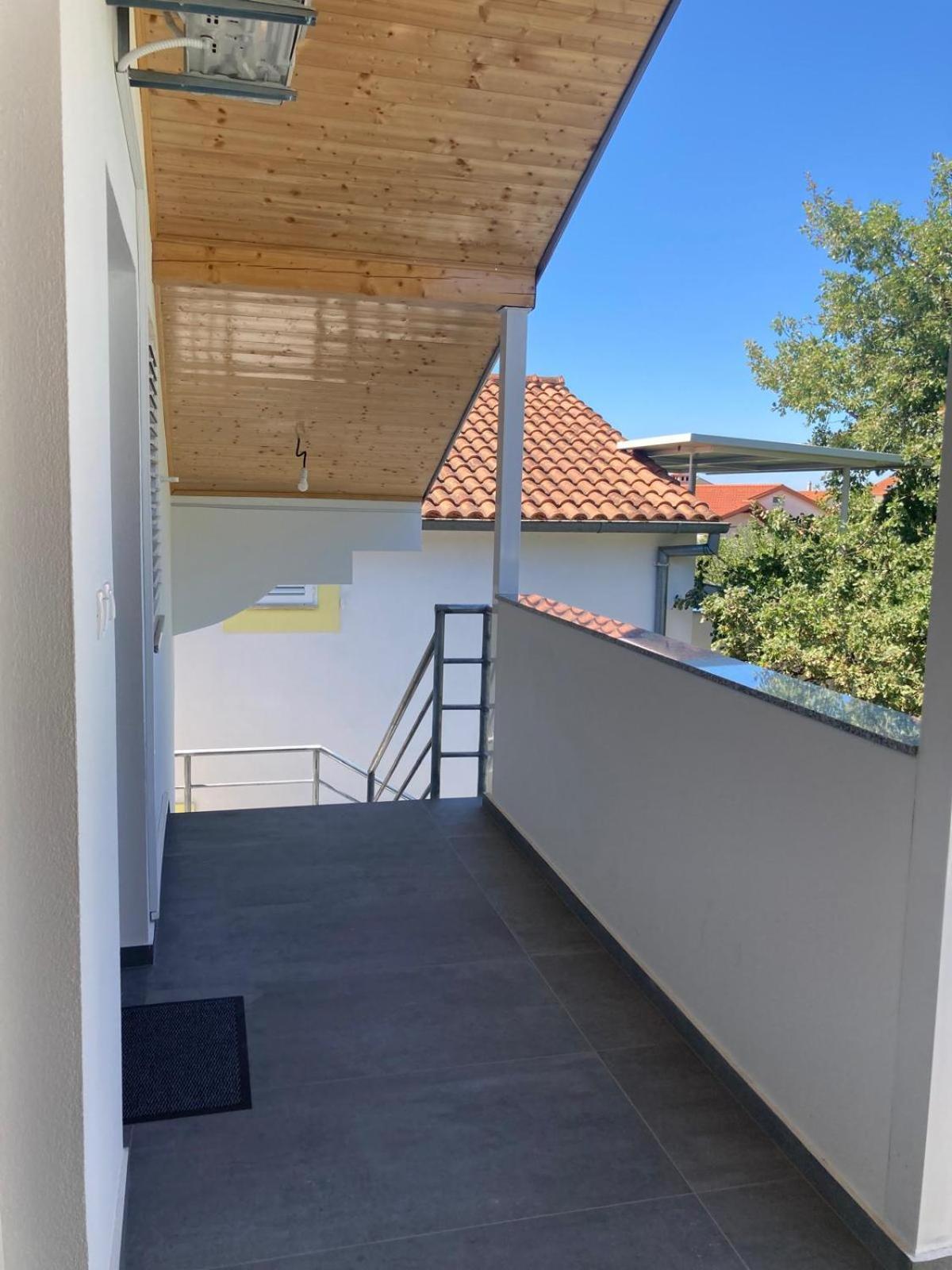 ביוגראד נה מורו Apartment Mrkic מראה חיצוני תמונה