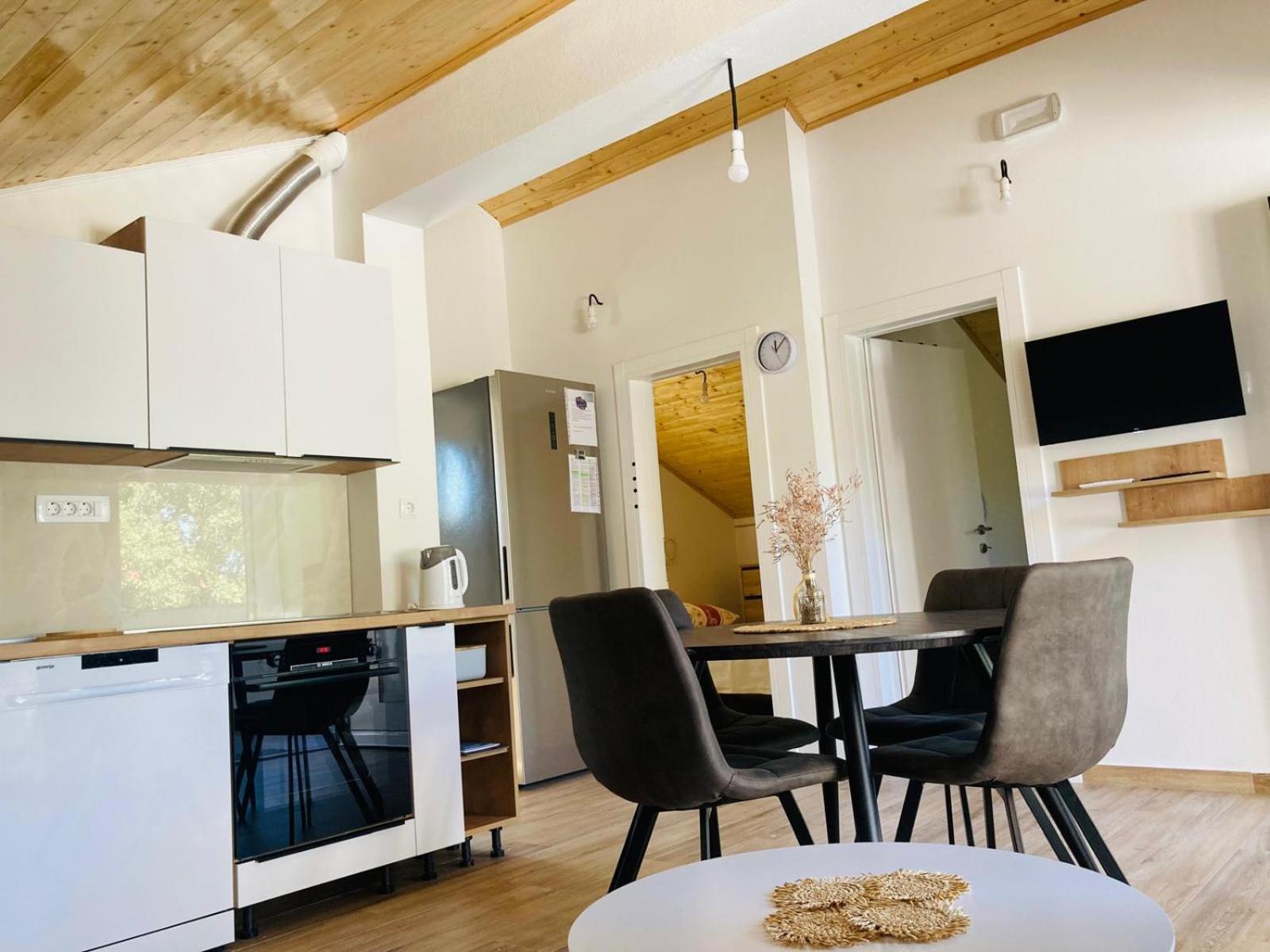 ביוגראד נה מורו Apartment Mrkic מראה חיצוני תמונה