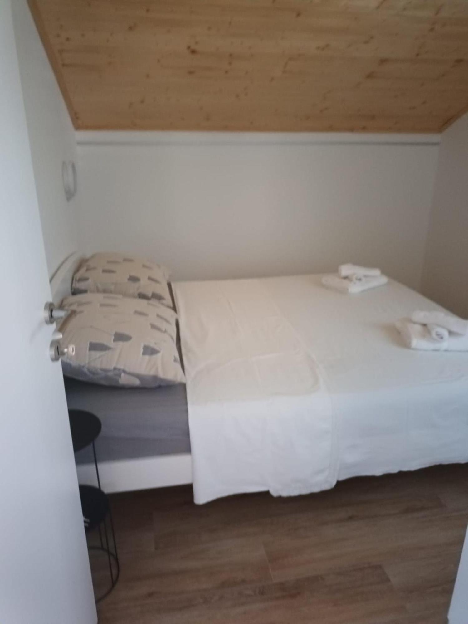 ביוגראד נה מורו Apartment Mrkic מראה חיצוני תמונה