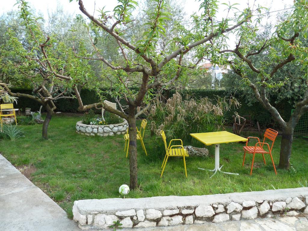 ביוגראד נה מורו Apartment Mrkic מראה חיצוני תמונה