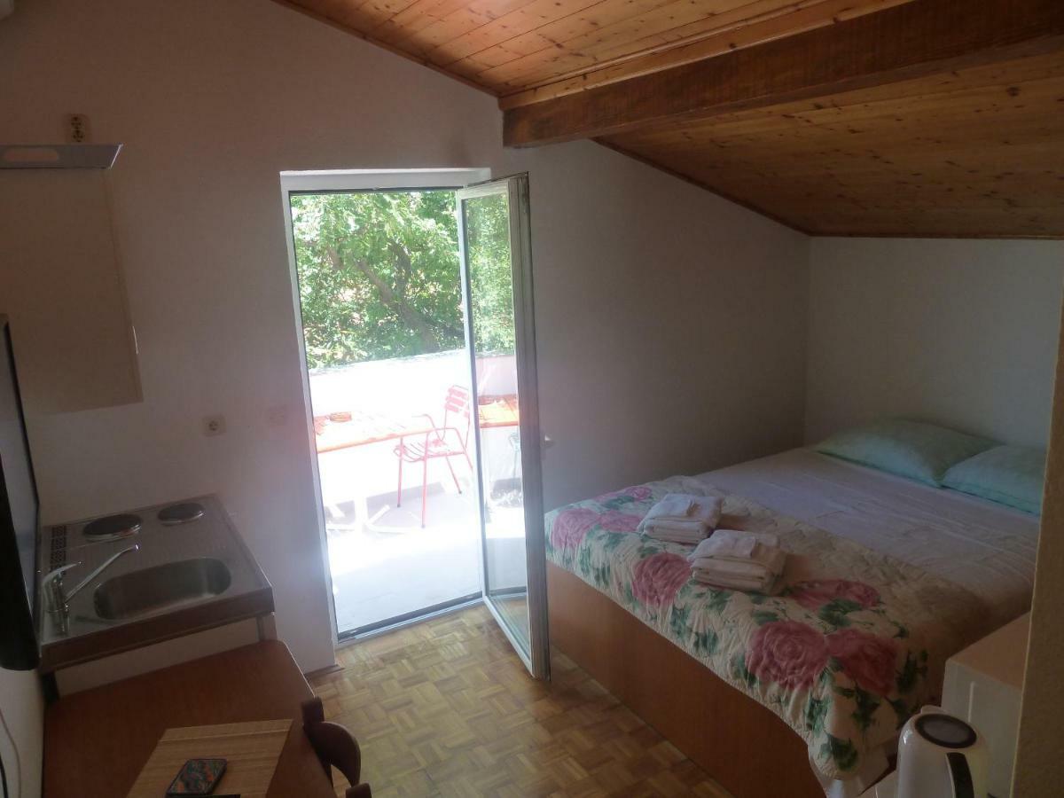 ביוגראד נה מורו Apartment Mrkic מראה חיצוני תמונה