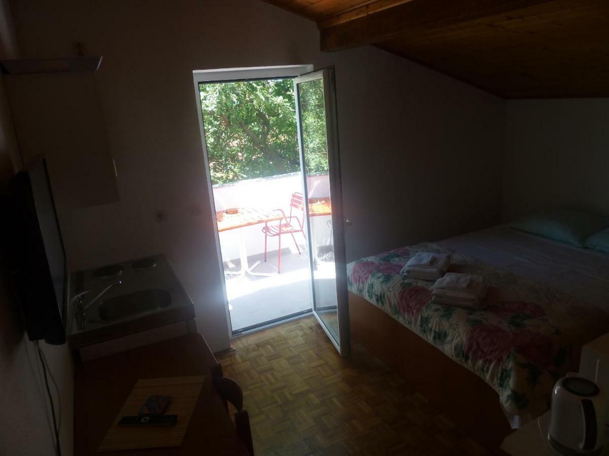 ביוגראד נה מורו Apartment Mrkic מראה חיצוני תמונה